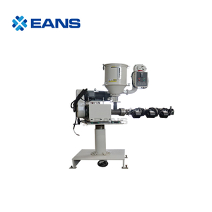 Machine en plastique d'extrusion de Co pour le panneau de mousse de Decking de revêtement de mur de profil de fenêtre de PVC de WPC