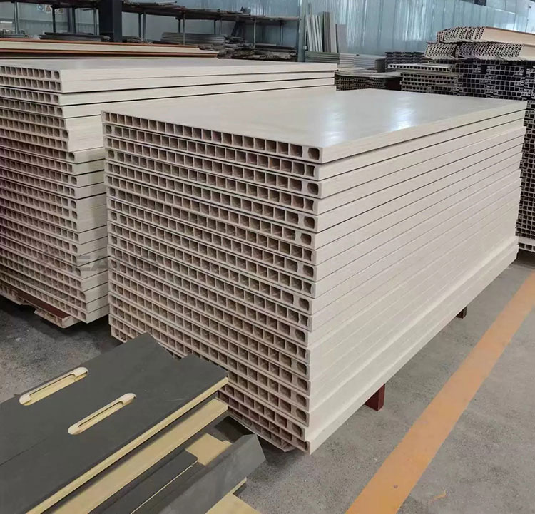 panneau de porte WPC