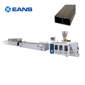 Nouveau plancher en aluminium de platelage de revêtement de mur d'extrusion de Co WPC faisant la machine